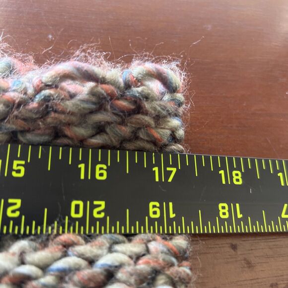 World Market Womens Infinity Scarf Green Cable Knit Warm Cozy Circle Wrap Chunky - Picture 8 of 9